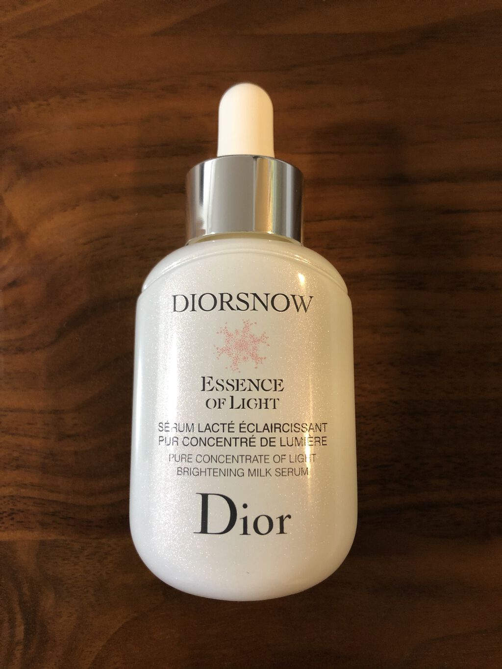試してみた】Dior スノー エッセンス オブ ライト （医薬部外品）の