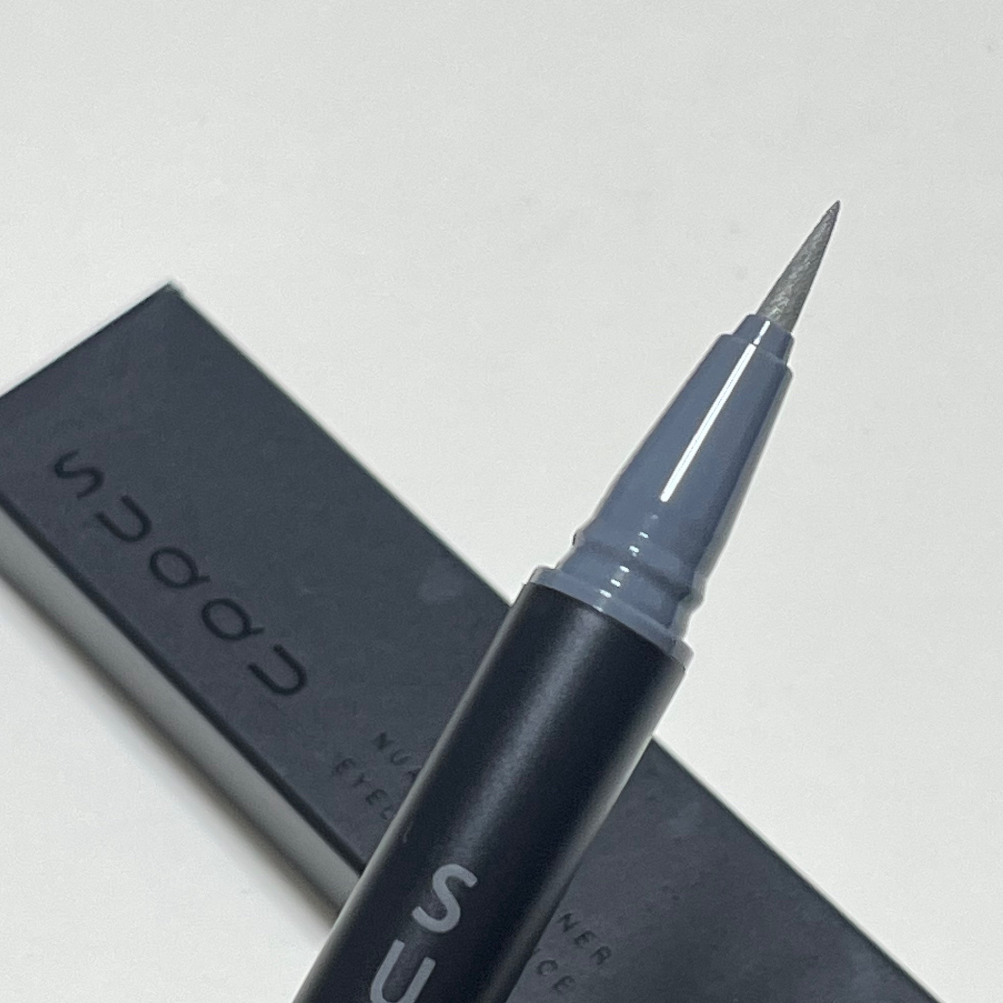 ニュアンス アイライナー 03 グレー/SUQQU/リキッドアイライナーを使ったクチコミ（3枚目）