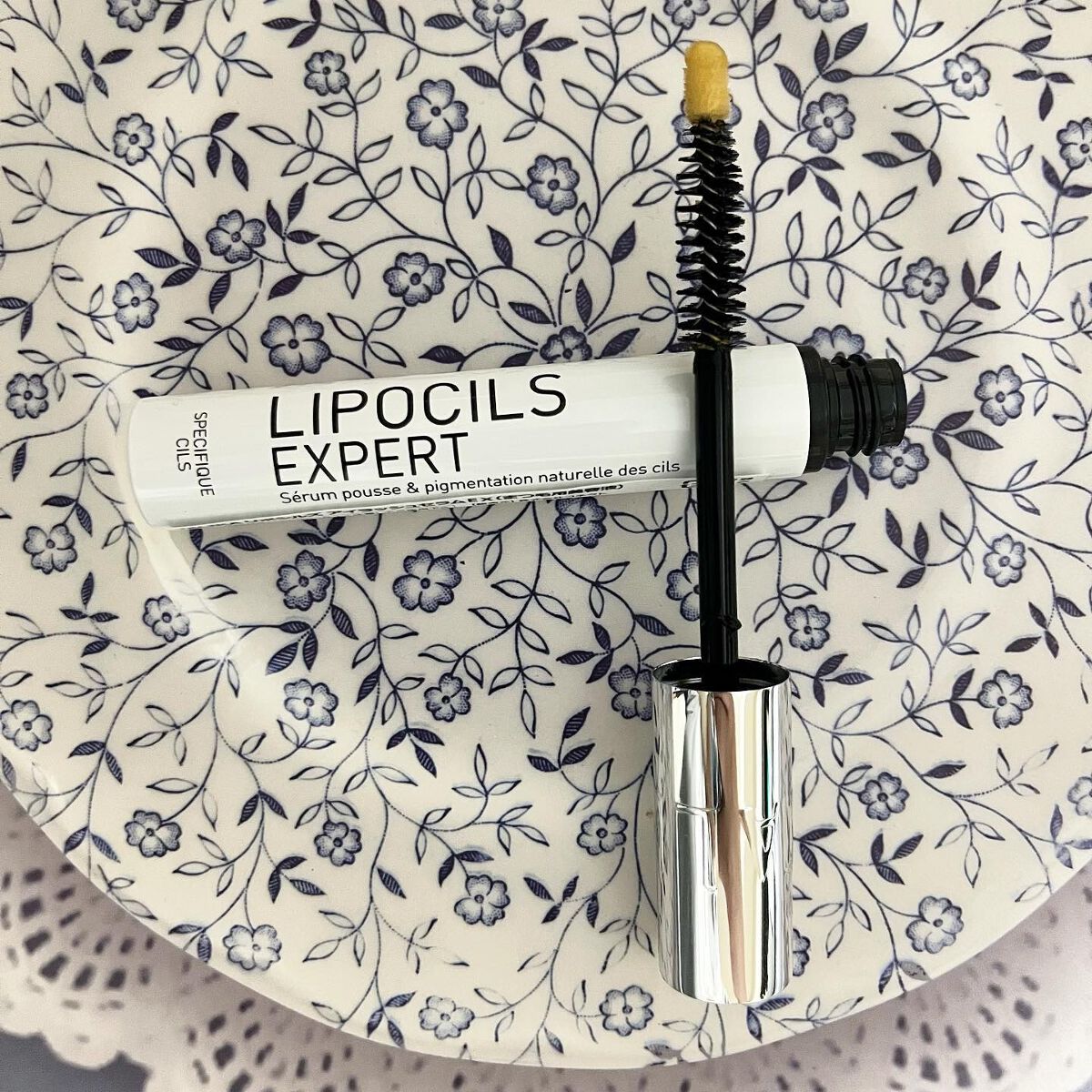 coral_rouge_9k0j on LIPS 「1948年創業タリカフランス発のまつ毛美容液プレミアム美容液リ..」(2枚目)