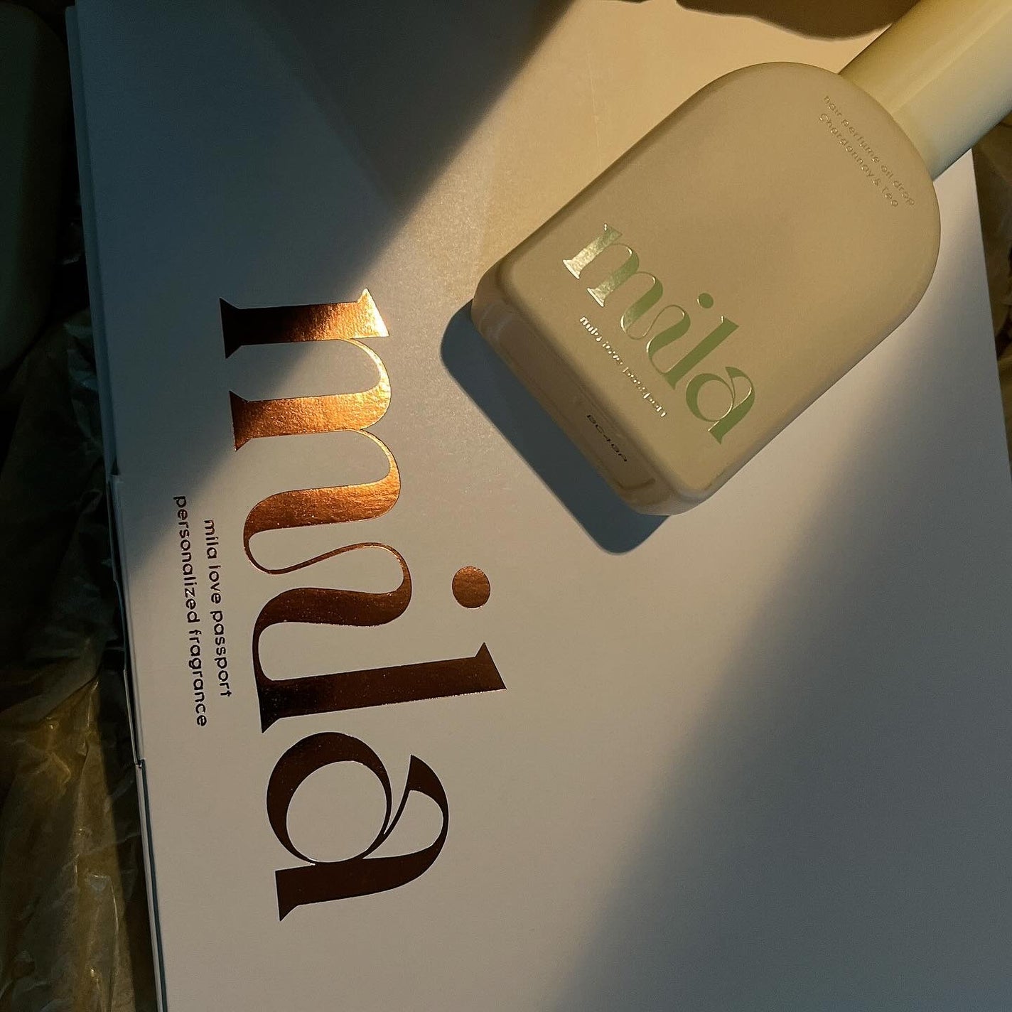 ラブ パスポート ミラ パフューム オイル ミスト シャルドネティー/ラブパスポート/ヘアオイルを使ったクチコミ(3枚目)