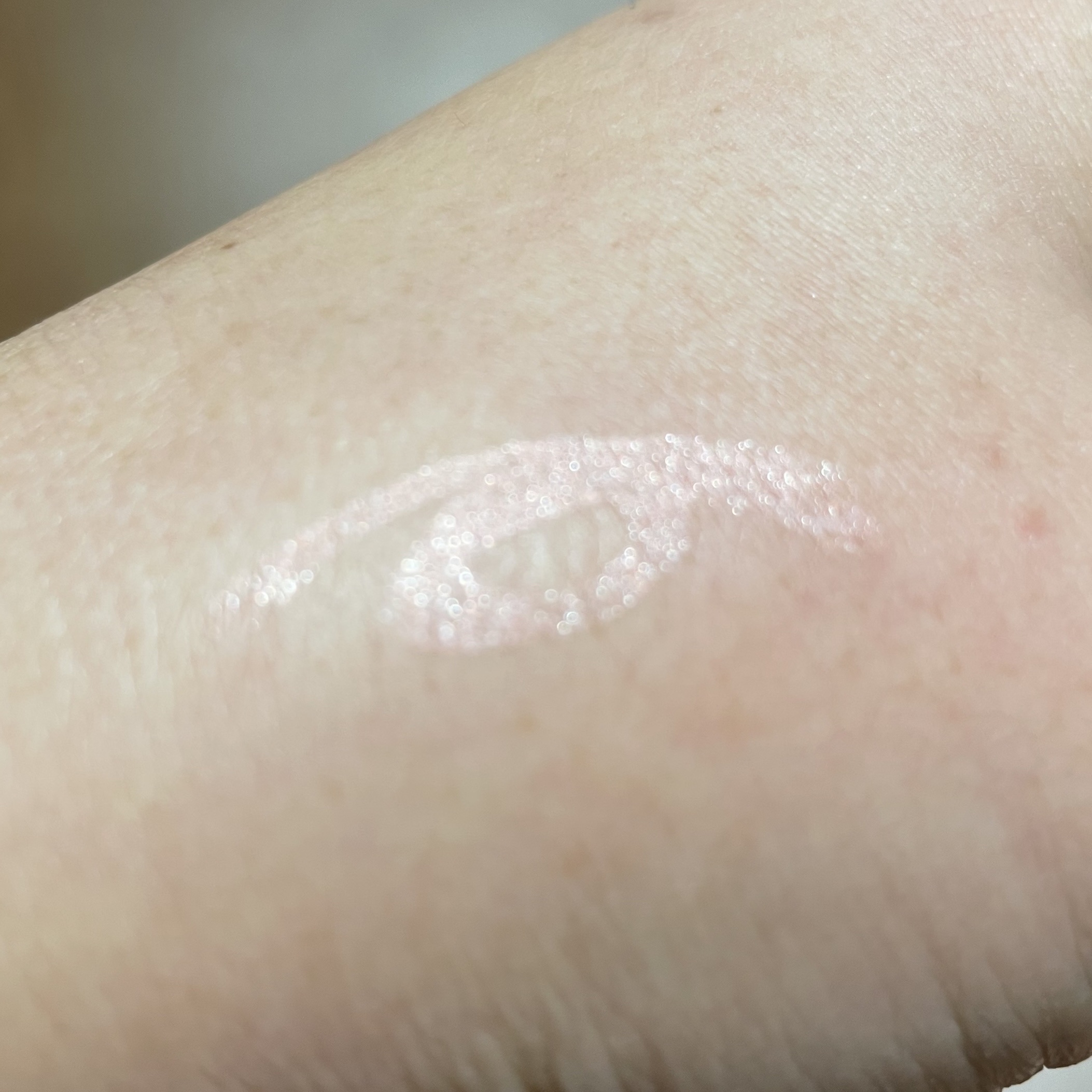 ラブ・ライナー ペンシルアイライナー トゥインクルストーンコレクション/ラブ・ライナー/ペンシルアイライナーを使ったクチコミ（3枚目）