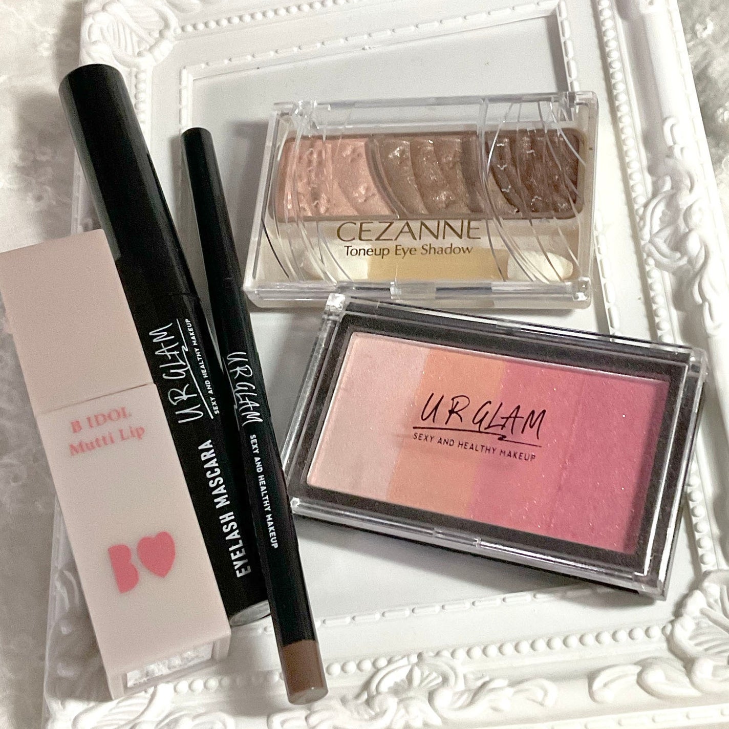 トーンアップアイシャドウ/CEZANNE/アイシャドウパレットを使ったクチコミ(1枚目)
