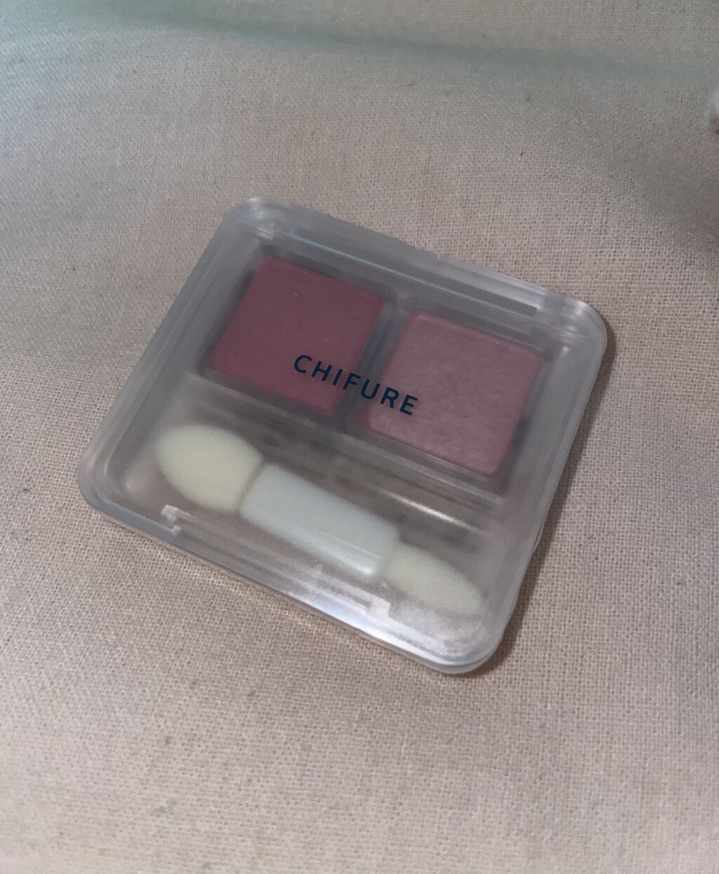 ツイン カラー アイシャドウ/ちふれ/アイシャドウパレットを使ったクチコミ（1枚目）