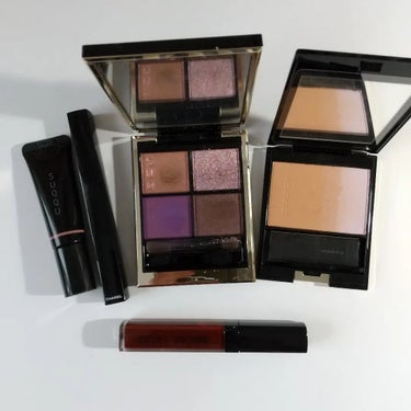 クラッシュドオイル インフューズド グロス/BOBBI BROWN/リップグロスを使ったクチコミ（1枚目）