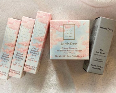 innisfree チェリーブロッサム リップティンテッド スティック 2020 Jeju Color Pickerのクチコミ「こんにちは。

久しぶりの投稿です❤️

可愛すぎるイニスフリーのシリーズです🌸

#イニスフ.....」（1枚目）