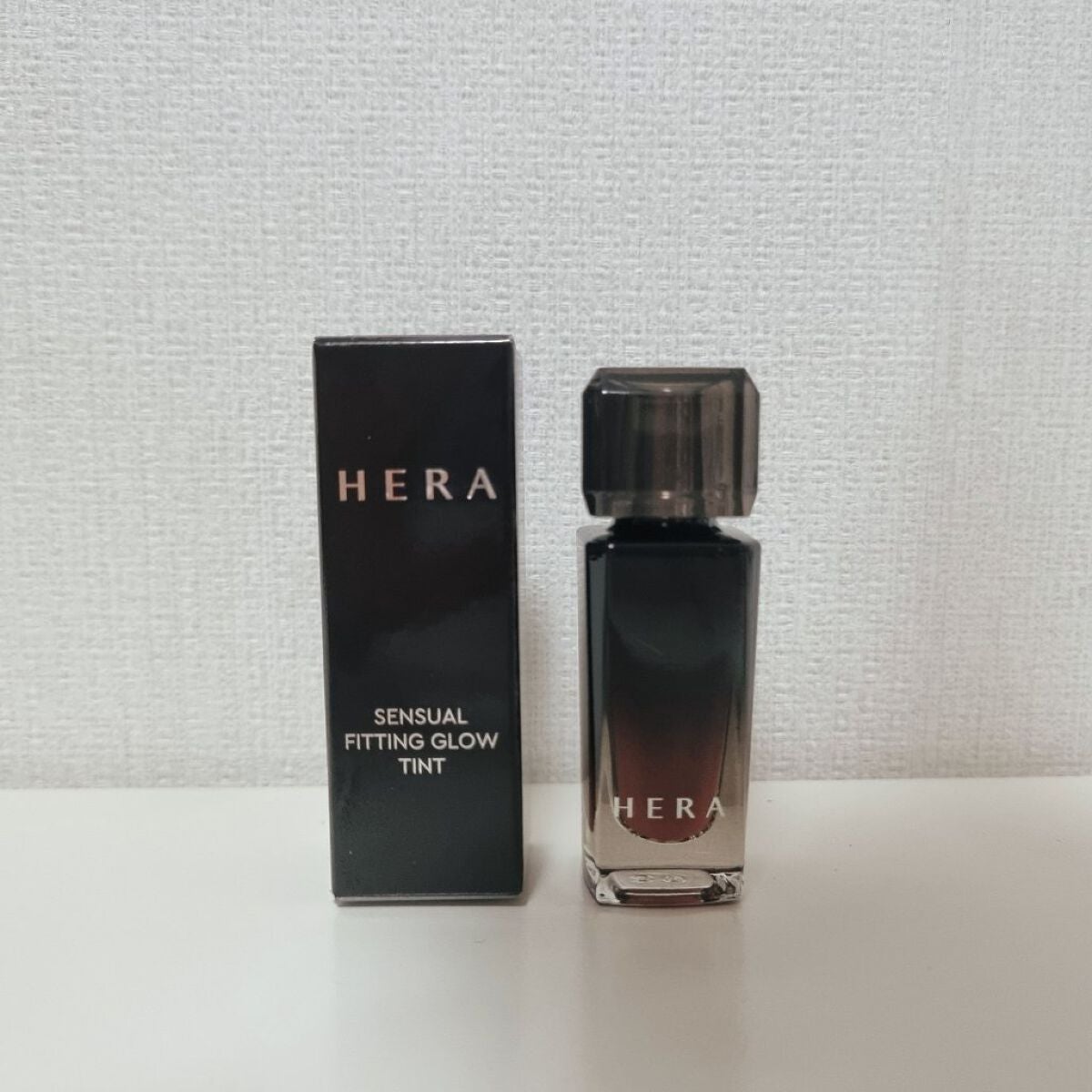 センシュアル フィッティング グロウ ティント/HERA/リップティントを使ったクチコミ(1枚目)