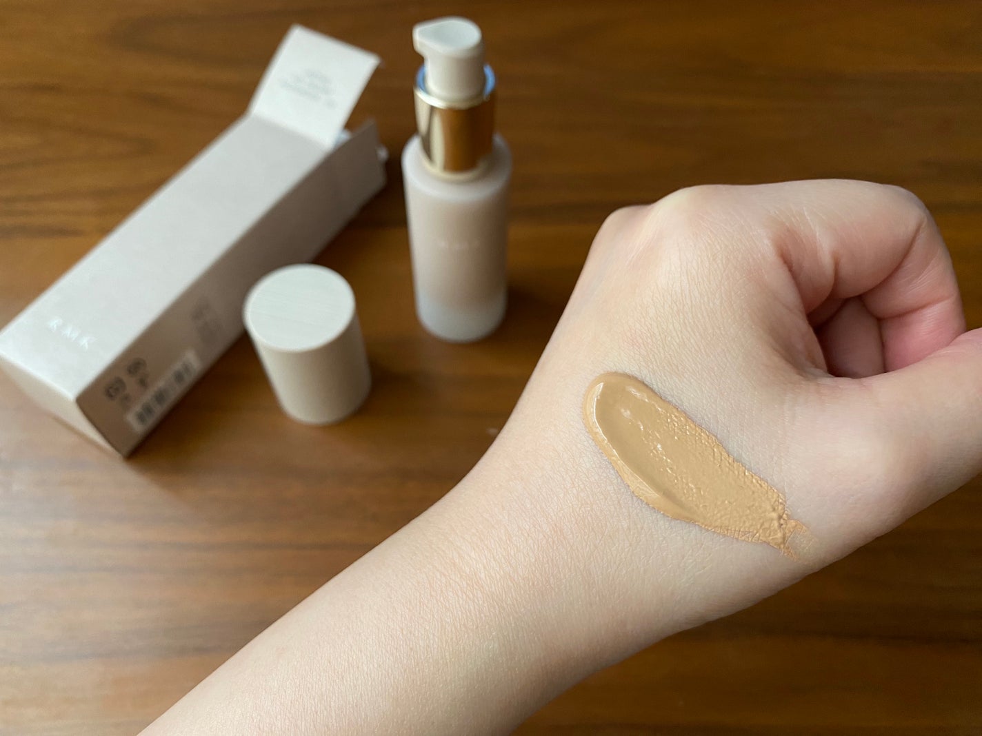 RMK ラスティング ジェルクリーミィファンデーション/RMK/クリーム・エマルジョンファンデーションを使ったクチコミ(4枚目)