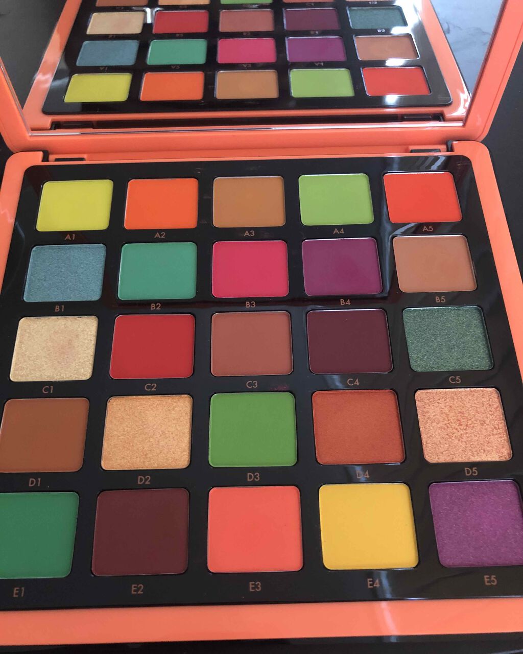 Norvina Pro Pigment Palette Vol.3/アナスタシア ビバリーヒルズ/アイシャドウパレットを使ったクチコミ(1枚目)