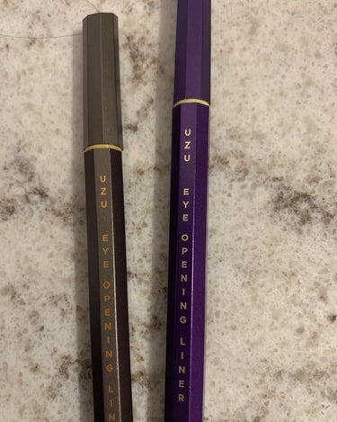 uzu eye opening liner
GLAY、 PURPLE


ちょうど使っていたラブライナーが無くなりそうだったので、新発売したuzuのアイライナーを購入しました！

普段使い用はグレー、ち