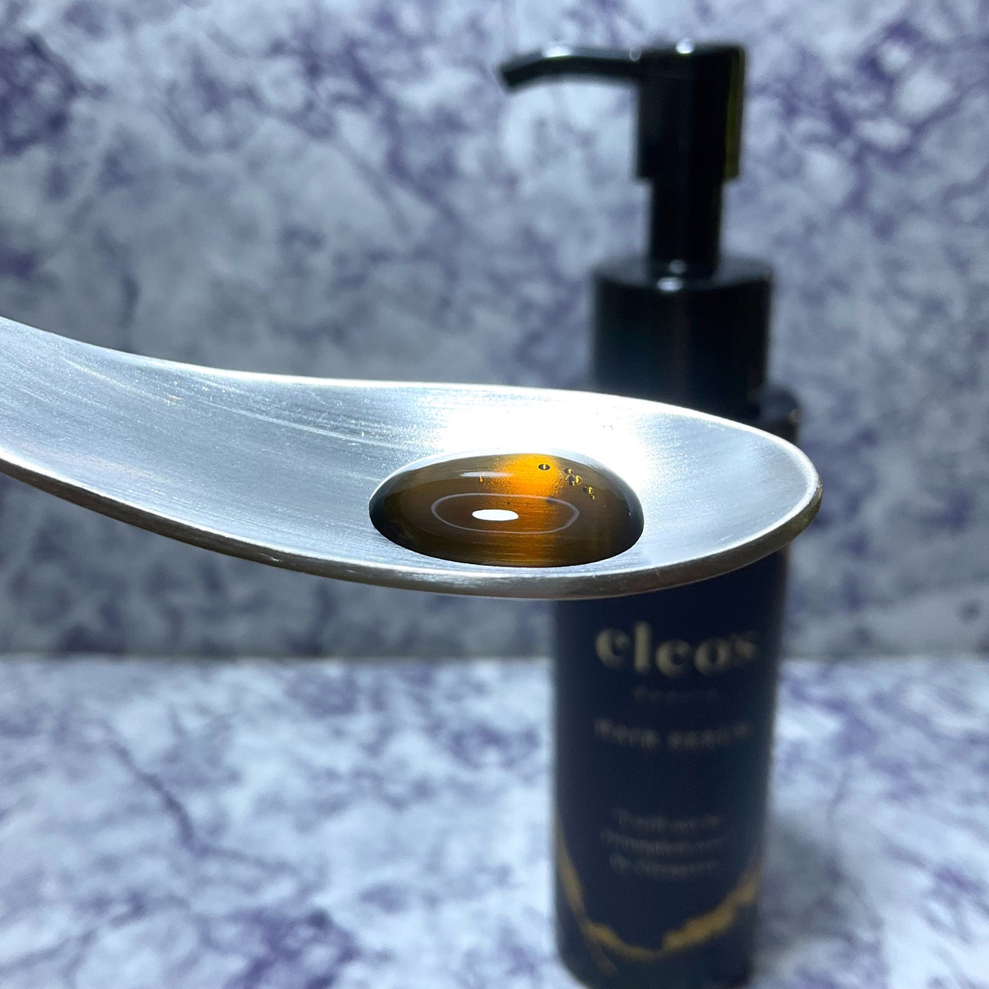 ブースターヘアセラム/Cleo's Beauté/洗い流すヘアトリートメントを使ったクチコミ(3枚目)