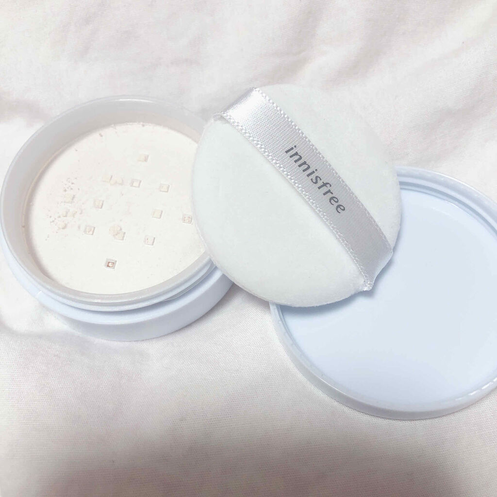 ノーセバム モイスチャーパウダー/innisfree/プレストパウダーを使ったクチコミ（2枚目）