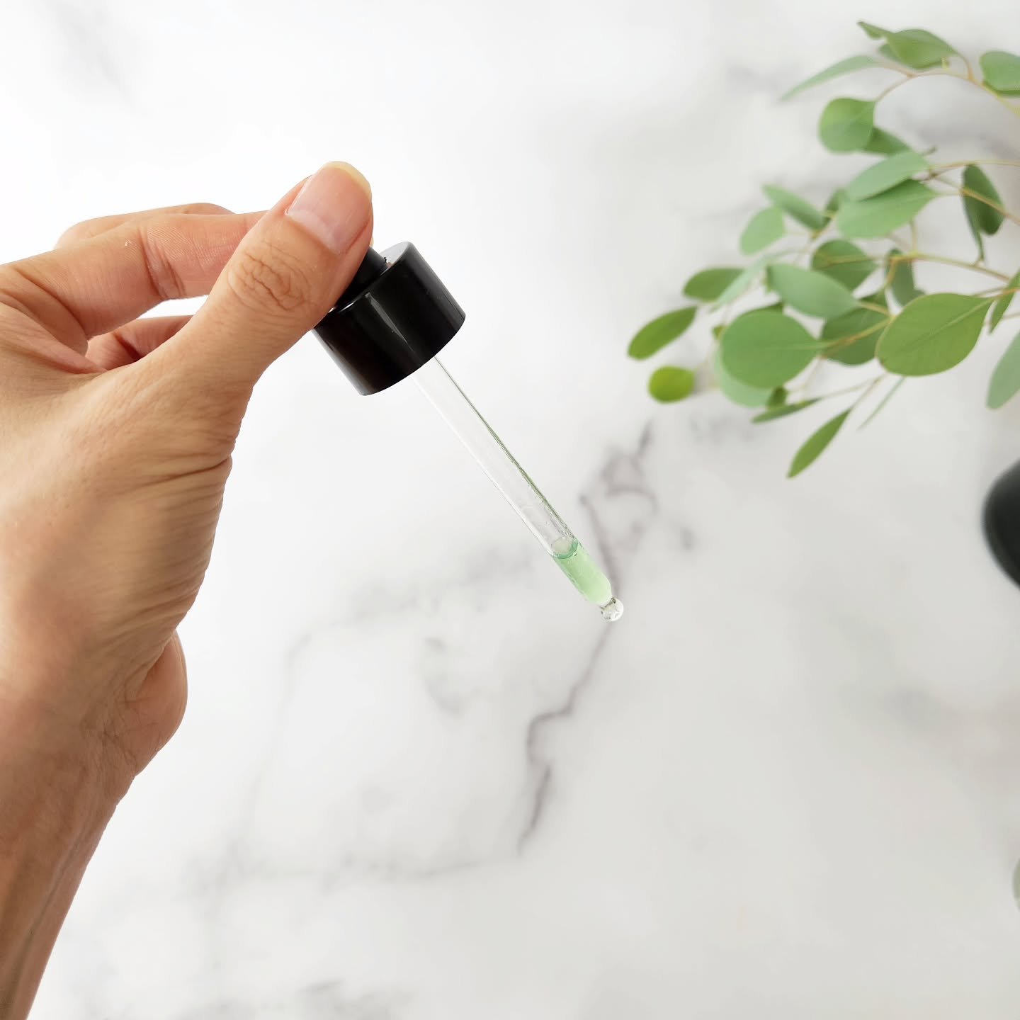 薬用 メディカル アンチヘアロスセラム/L'OCCITANE/頭皮ローションを使ったクチコミ（3枚目）