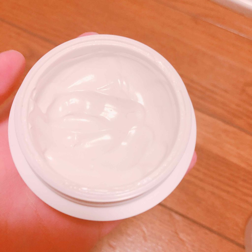 WHITE WHIPPING CREAM(ウユクリーム)/G9SKIN/化粧下地を使ったクチコミ(2枚目)