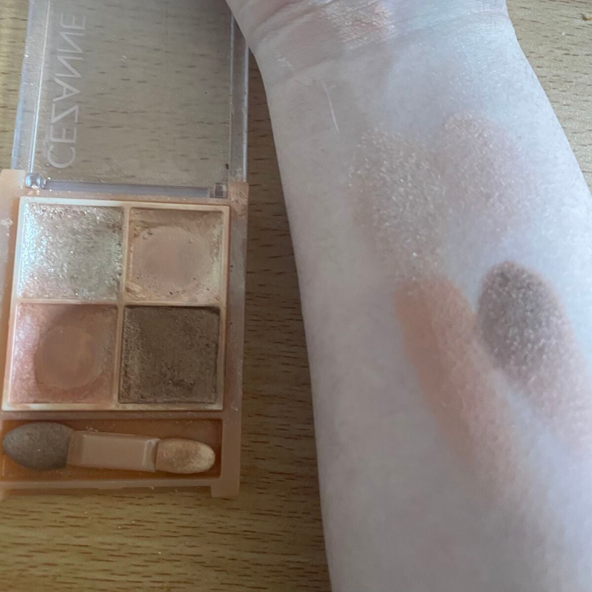 ベージュトーンアイシャドウ/CEZANNE/アイシャドウパレットを使ったクチコミ(2枚目)