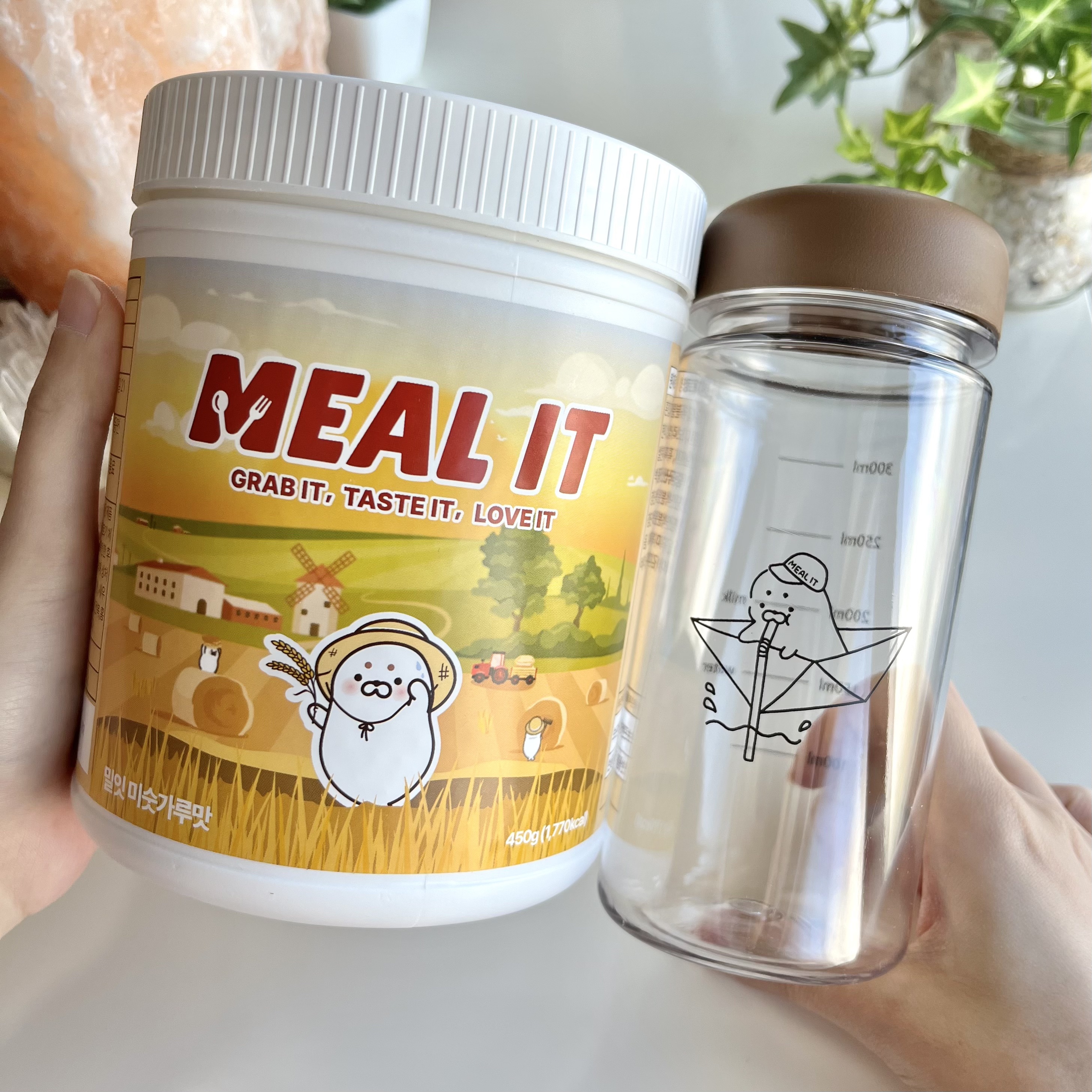 ミルイット プロテインシェイク・ケース型 ミスッカル/ミルイット/ソイプロテインを使ったクチコミ（1枚目）