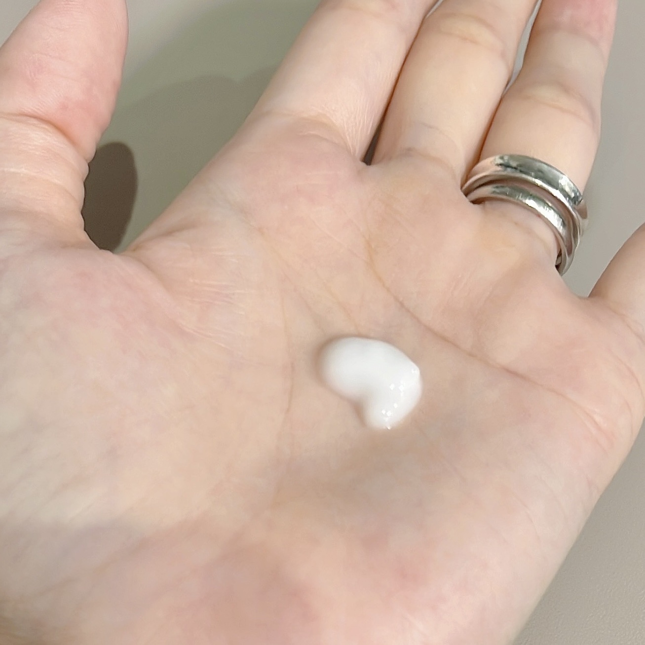 モイスタージュ　薬用エッセンスゲル（しっとり）  ［医薬部外品］/モイスタージュ/フェイスクリームを使ったクチコミ（2枚目）