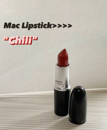 Mac matte lipstick💄      3,300円(税込)
Color:チリ

私の大好きなお気に入りリップを紹介します❗️

色味は赤に少しオレンジとブラウンが混ざったような色味です^^*