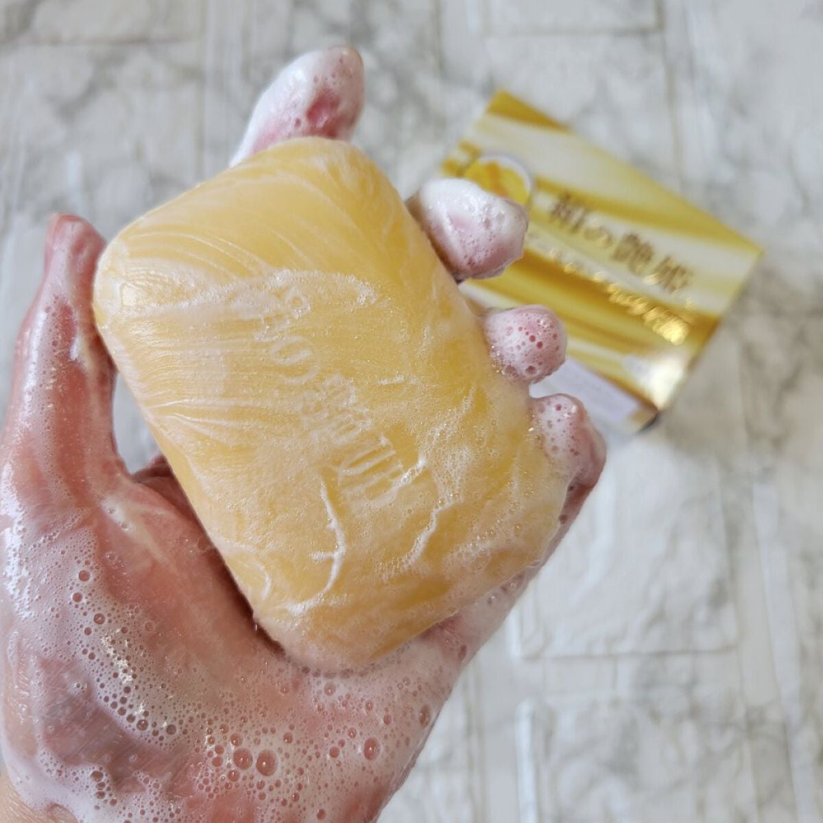 絹の艶姫 ゴールデンシルク石鹸/ロアコスモ/洗顔石鹸を使ったクチコミ(3枚目)
