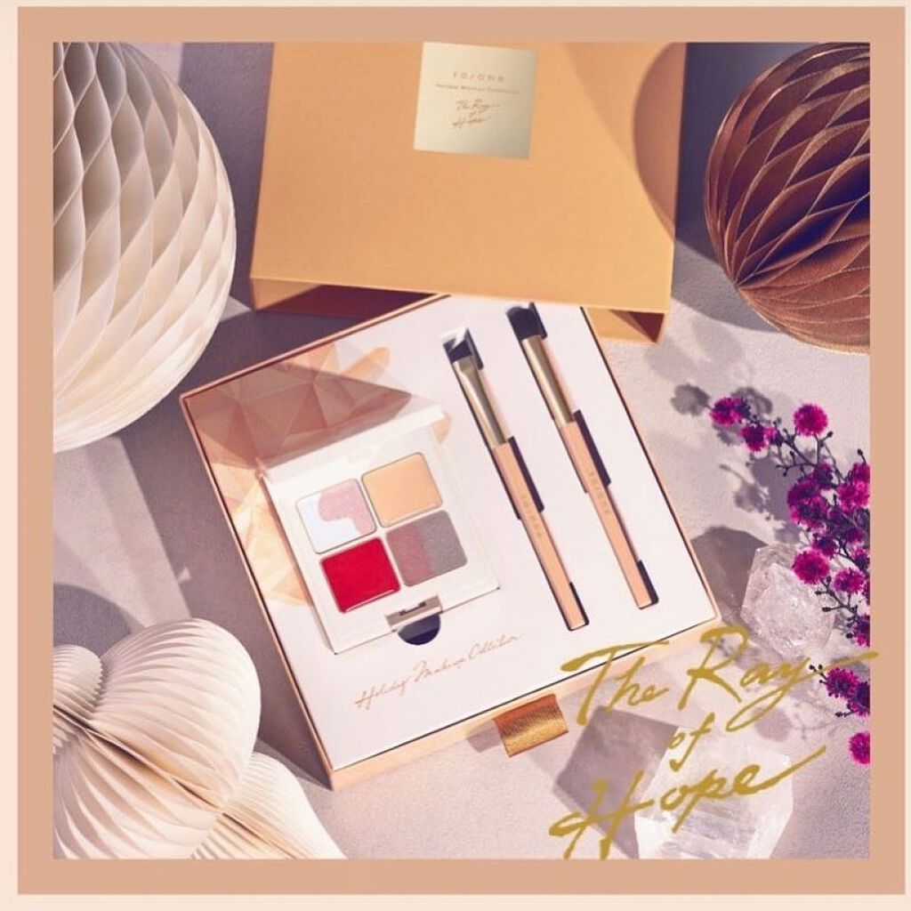 ペタル フロート アイシャドウ/to/one/アイシャドウパレットを使ったクチコミ(5枚目)