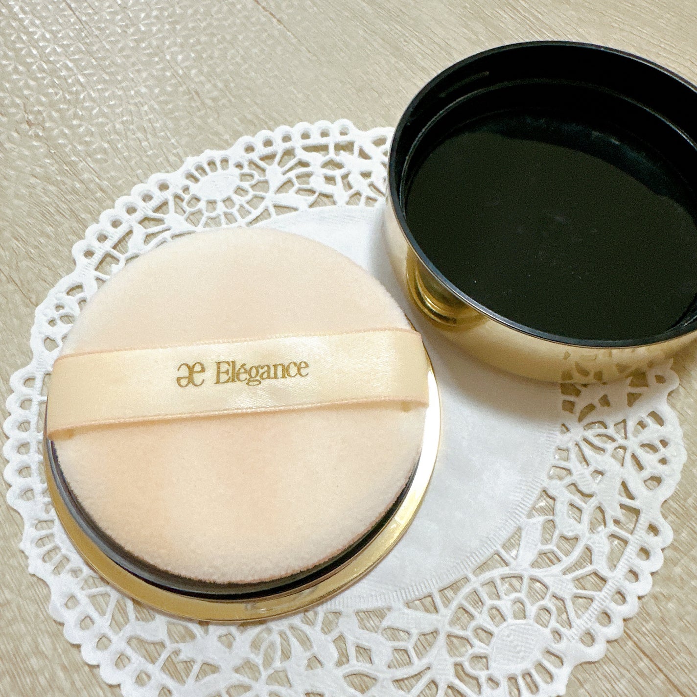 エレガンス ラ プードル オートニュアンス リクスィーズ/Elégance/プレストパウダーを使ったクチコミ(3枚目)