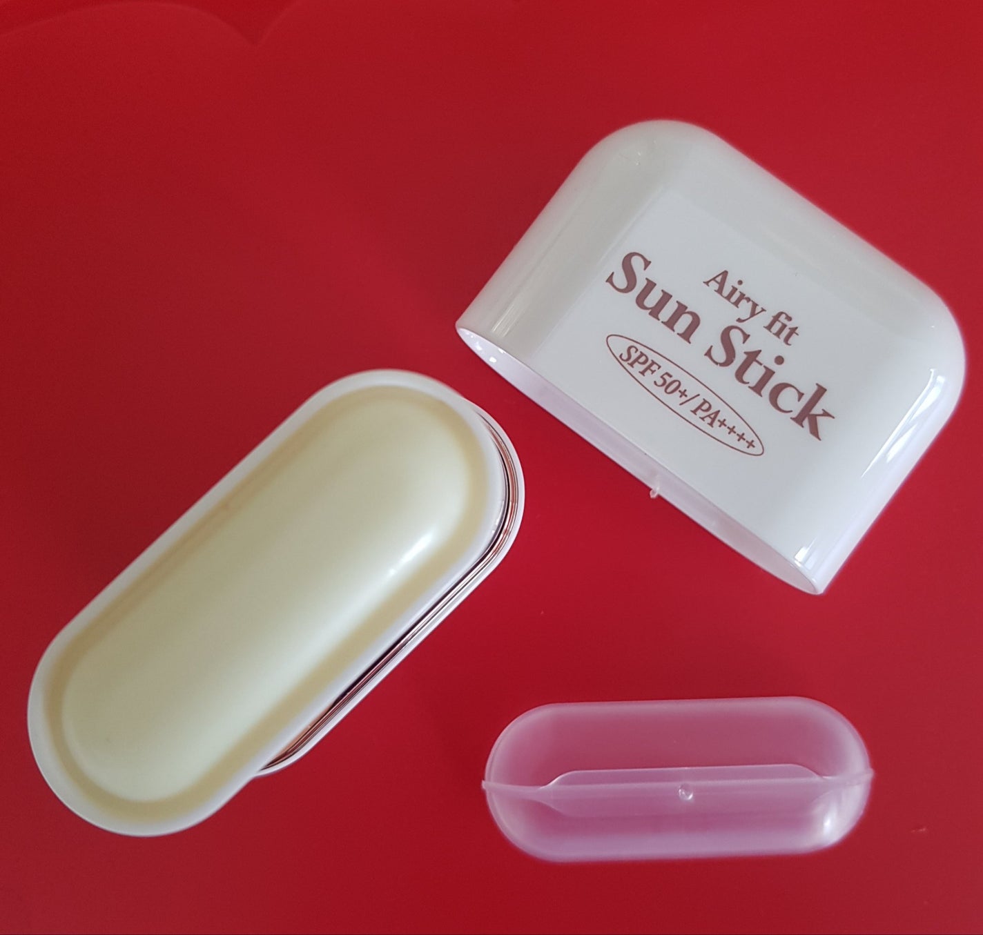 エアリーフィットサンスティック/KAHI/日焼け止めスティックを使ったクチコミ(2枚目)