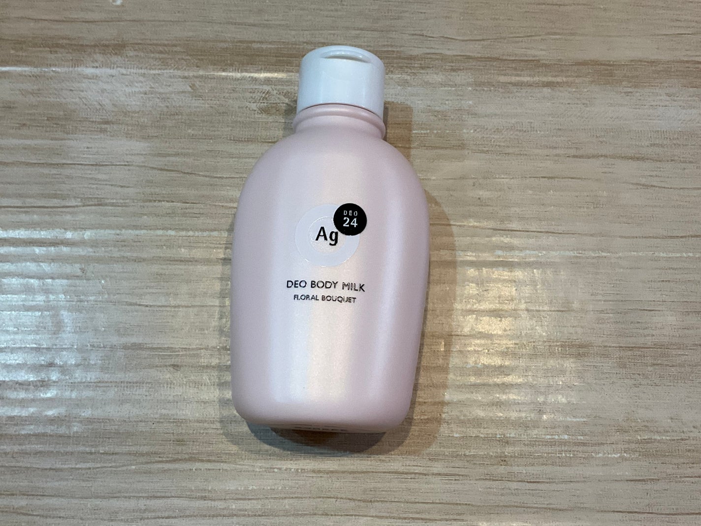 エージーデオ24 デオドラントボディミルク (フローラルブーケ)/エージーデオ24/デオドラント・制汗剤を使ったクチコミ(2枚目)