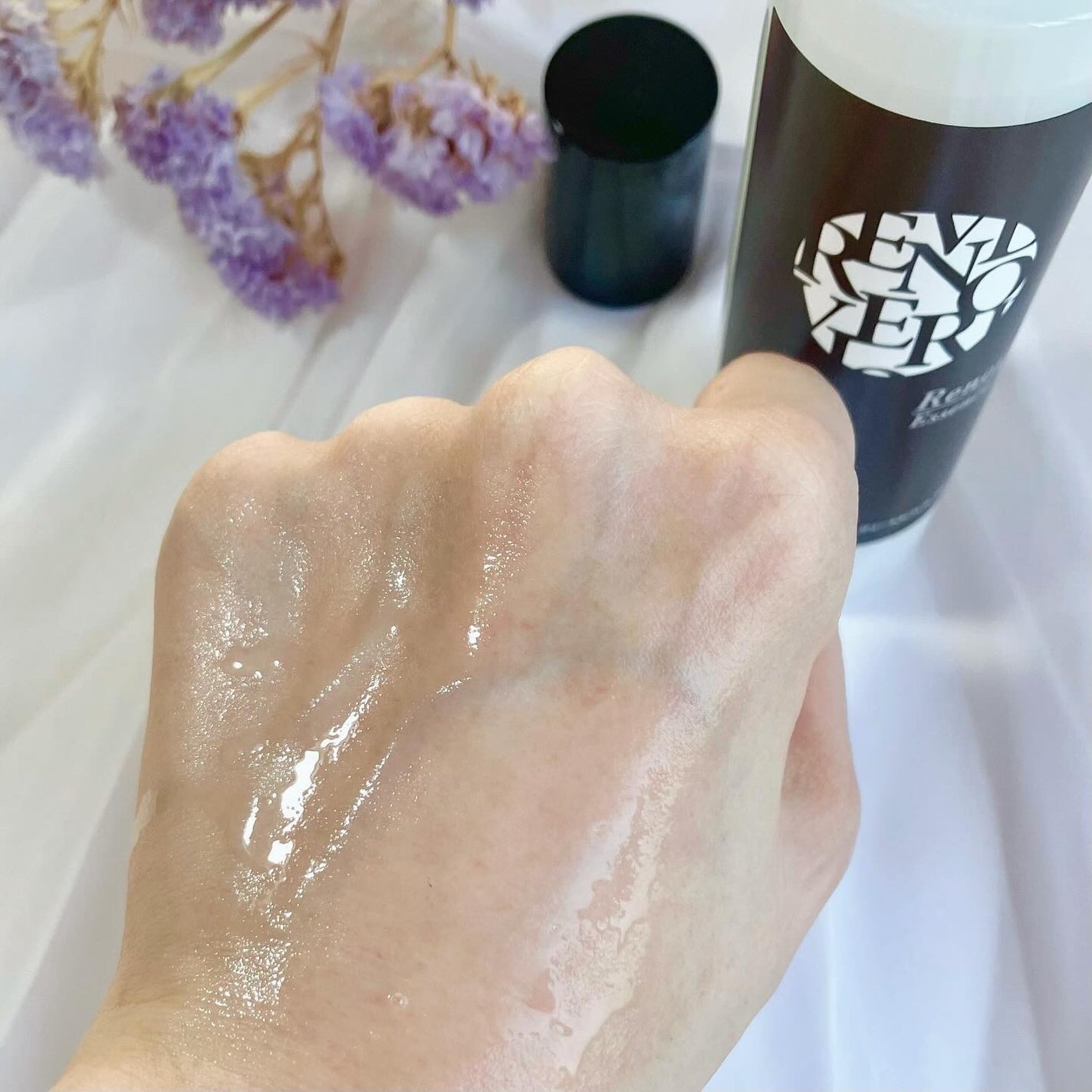 じぇい on LIPS 「髪の広がりが気になる方におすすめしたい、リノヴィールヘアケア♪..」(4枚目)