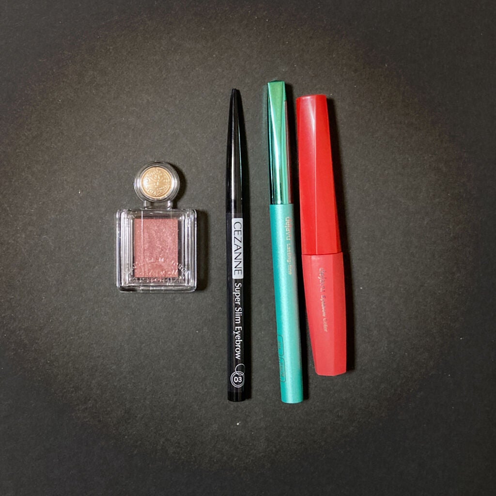 シャドーカスタマイズ/MAJOLICA MAJORCA/単色アイシャドウを使ったクチコミ(3枚目)