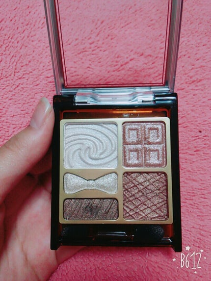 プレミアムガトーシャドウ/スウィーツ スウィーツ/アイシャドウパレットを使ったクチコミ(2枚目)