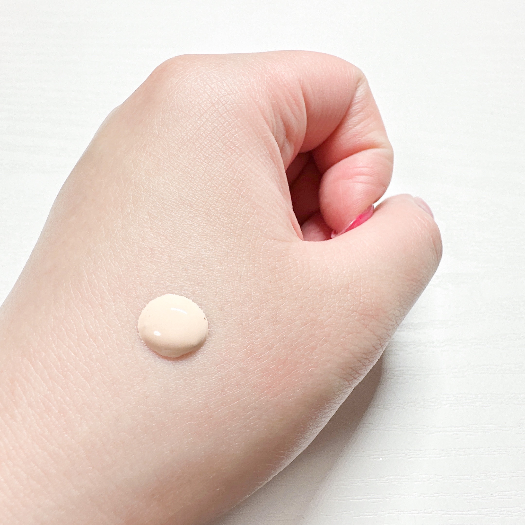 ソフトマットコンプリート ファンデーション 00303/NARS/リキッドファンデーションを使ったクチコミ（2枚目）