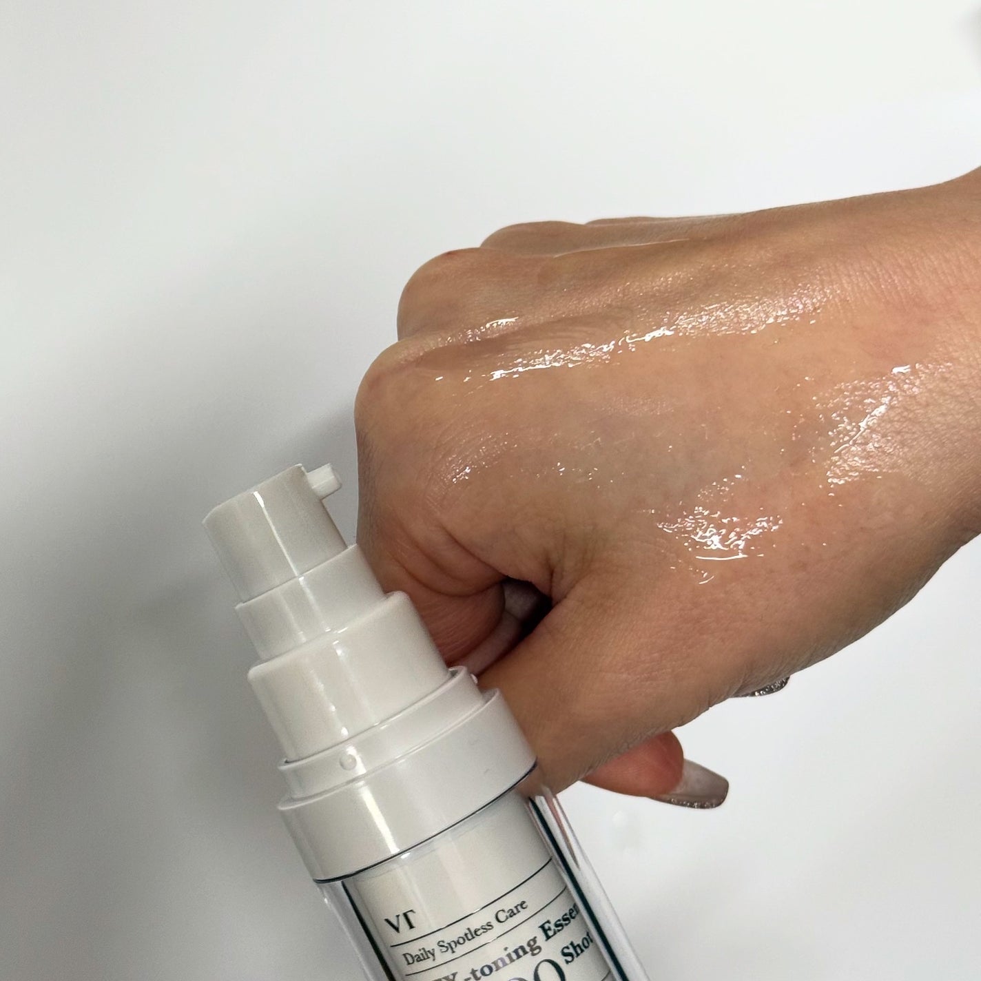 Nicoco on LIPS 「VTCOSMETICS꙳⋆TXトーニングトナー乾燥やくすみにア..」(4枚目)