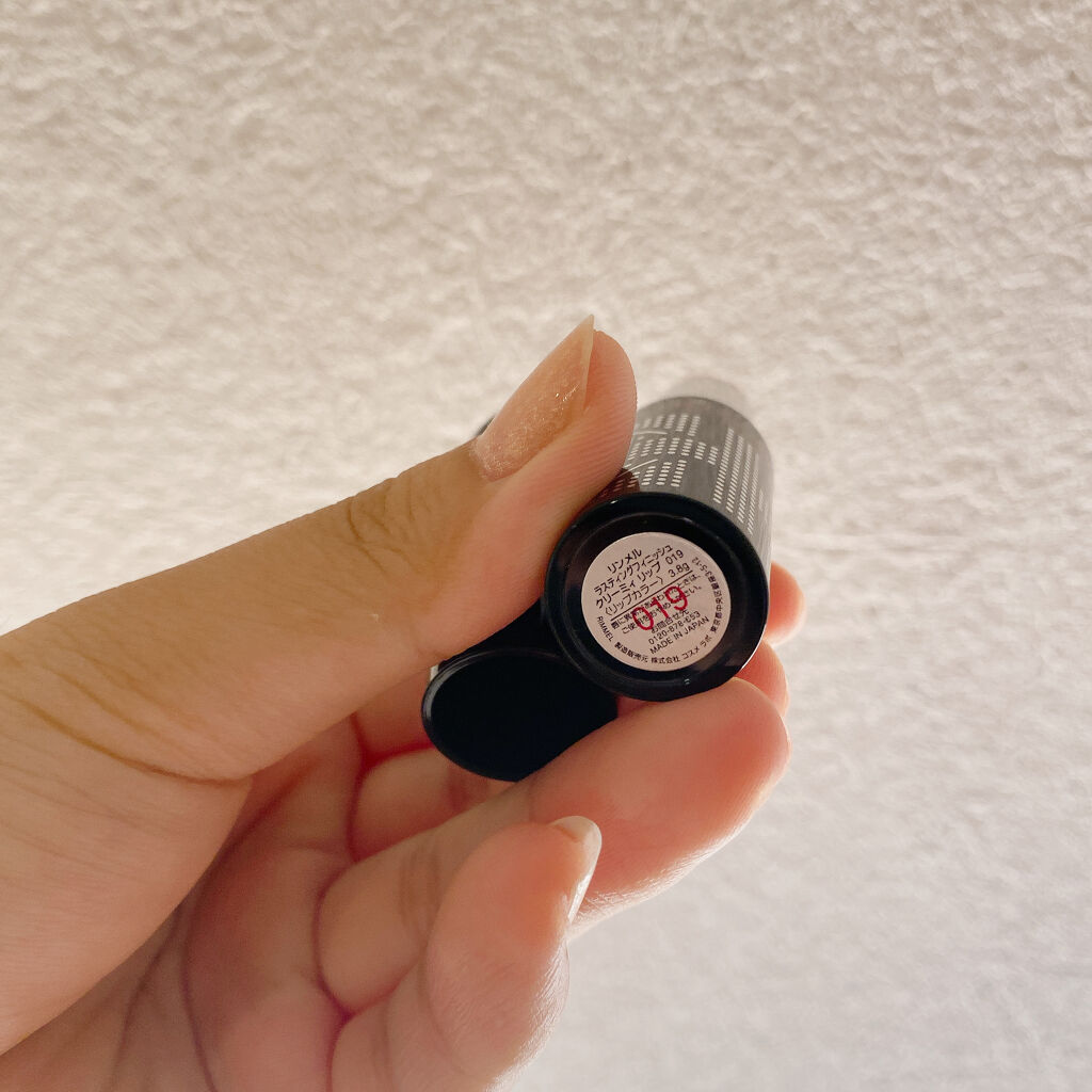 ラスティングフィニッシュ クリーミィ リップ 019 ヴィヴィッドコーラル/リンメル ロンドン/口紅を使ったクチコミ（3枚目）