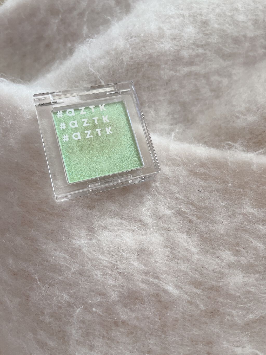 シングルアイシャドウ/aZTK/単色アイシャドウを使ったクチコミ（3枚目）