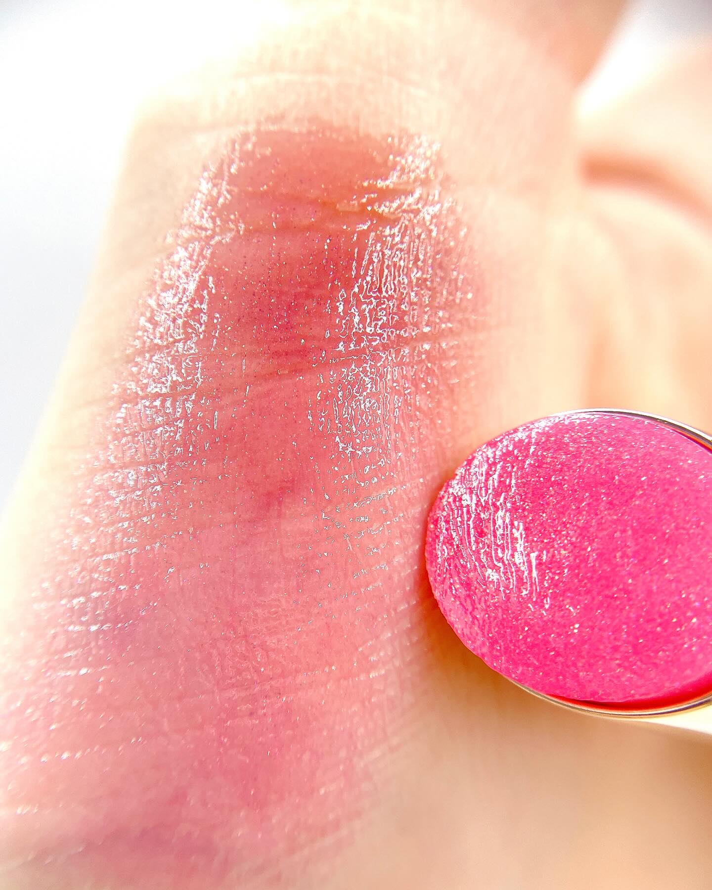 キスキス ビー グロウ パーリー/GUERLAIN/口紅を使ったクチコミ（3枚目）