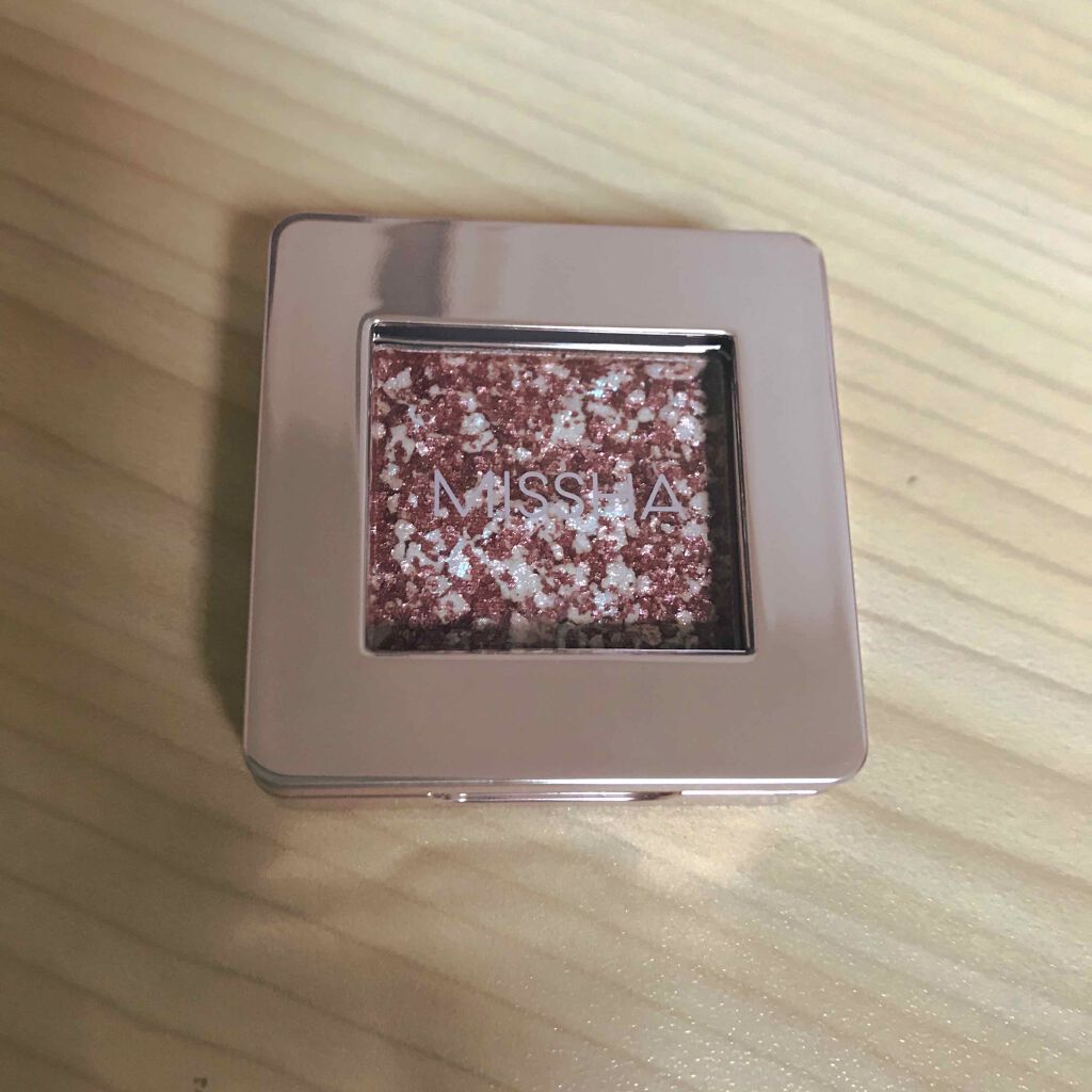 グリッタープリズム シャドウ/MISSHA/グリッターを使ったクチコミ(1枚目)