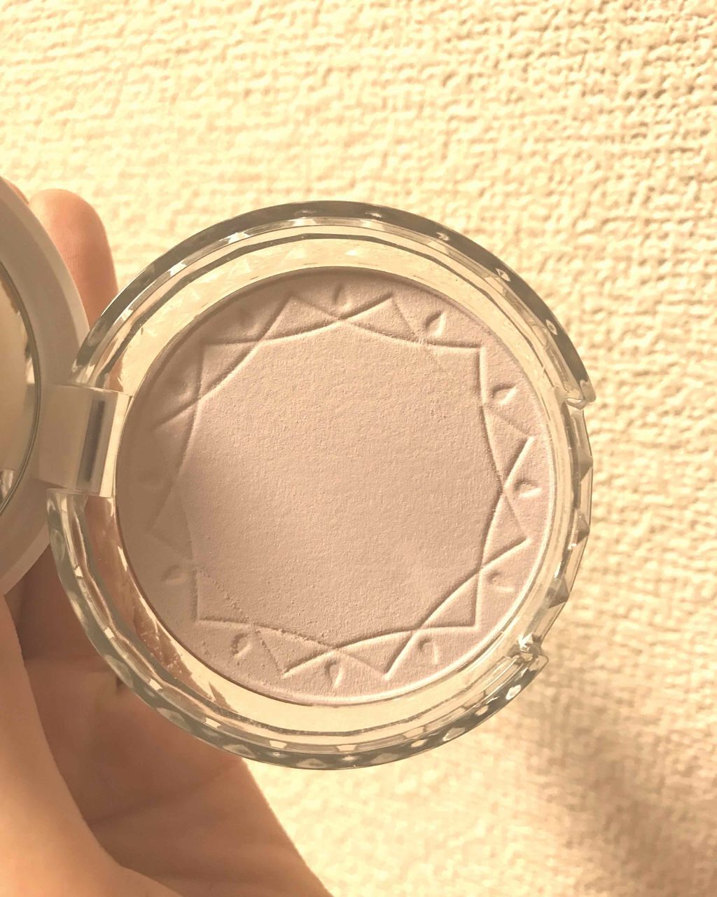 UVクリアフェイスパウダー/CEZANNE/プレストパウダーを使ったクチコミ(2枚目)