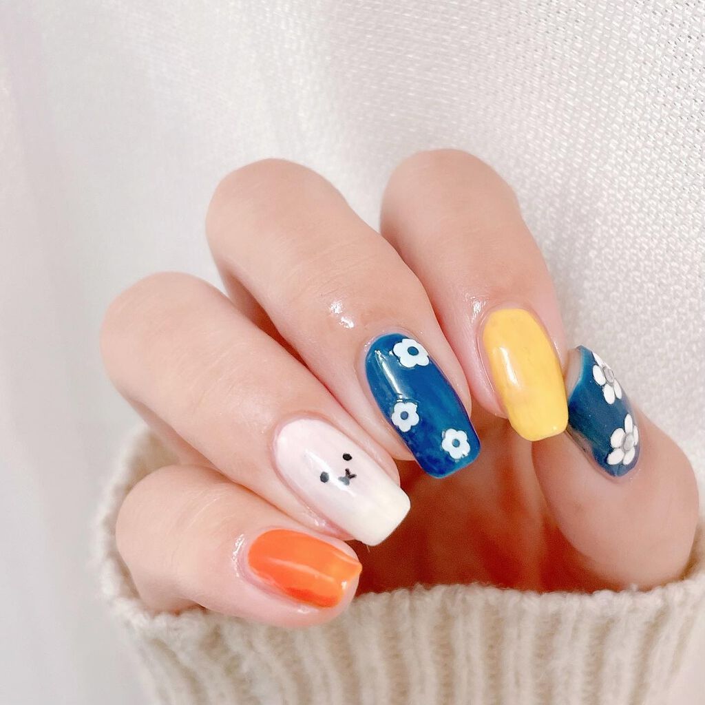 #セルフネイル,#TRILLネイル,#ロカリネイル,#シンプルネイル,#おしゃれネイル,#paネイル,#ピーエーネイル,#ワンカラーネイル,#キャラネイル,#ネイビーネイル,#イエローネイル,#オレンジネイル,#カラフルネイル,#ミッフィーネイル,#ポリッシュネイル,#ビビットカラーネイルのネイルデザイン