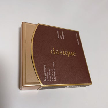 #dasique
#シャドウパレット
#11
#チョコレートファッジ 

完全パケ買いコスメ！発売が発表された時から一目惚れして絶対買うと決めてました！
買えてよかった☺️🍫

見た目が完全に🍫綺麗すぎ