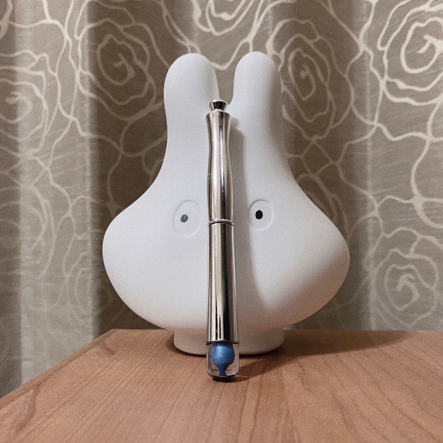 エクスプレスアイシャドーペン/DAISO/スティックアイシャドウを使ったクチコミ(2枚目)