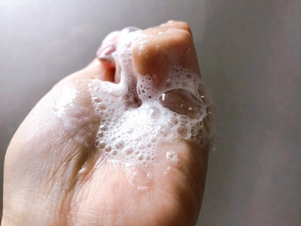 ヒアテノールハイドラフォームクレンザー/ネイチャーリパブリック/洗顔フォームを使ったクチコミ(4枚目)