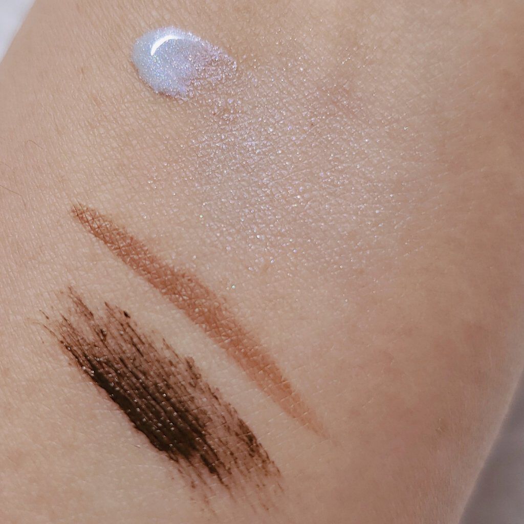 エッセンスイン アイシャドウ/DHC/リキッドアイシャドウを使ったクチコミ（2枚目）