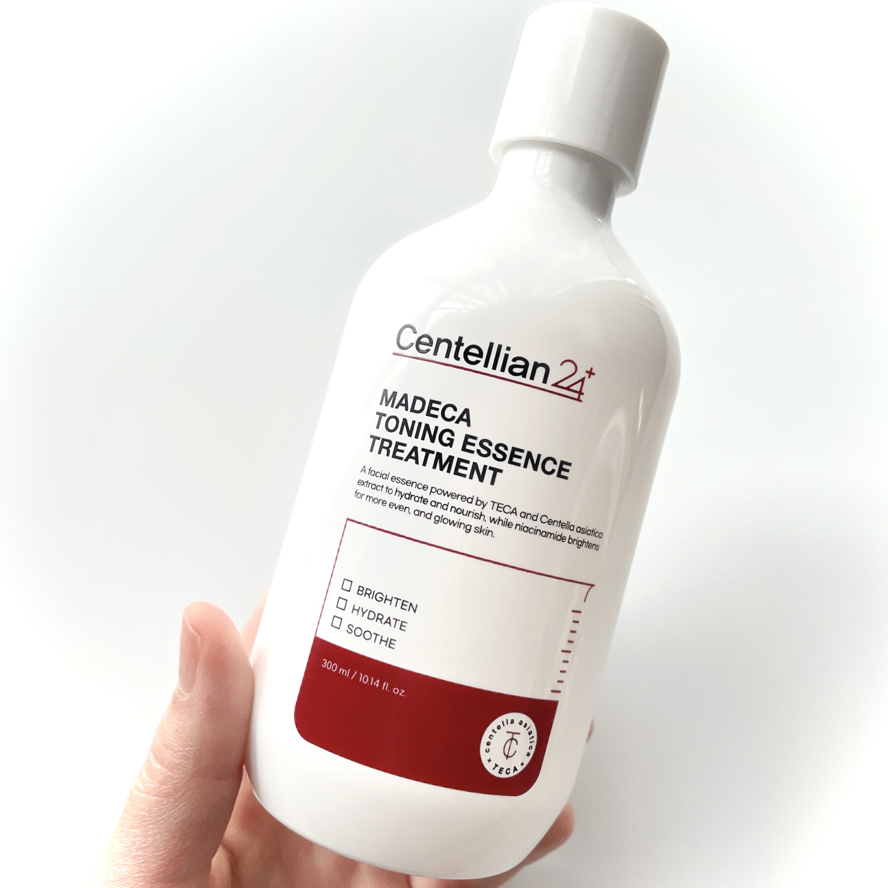 マデカ トーニング エッセンス トリートメント 300ml/センテリアン24/化粧水を使ったクチコミ（1枚目）