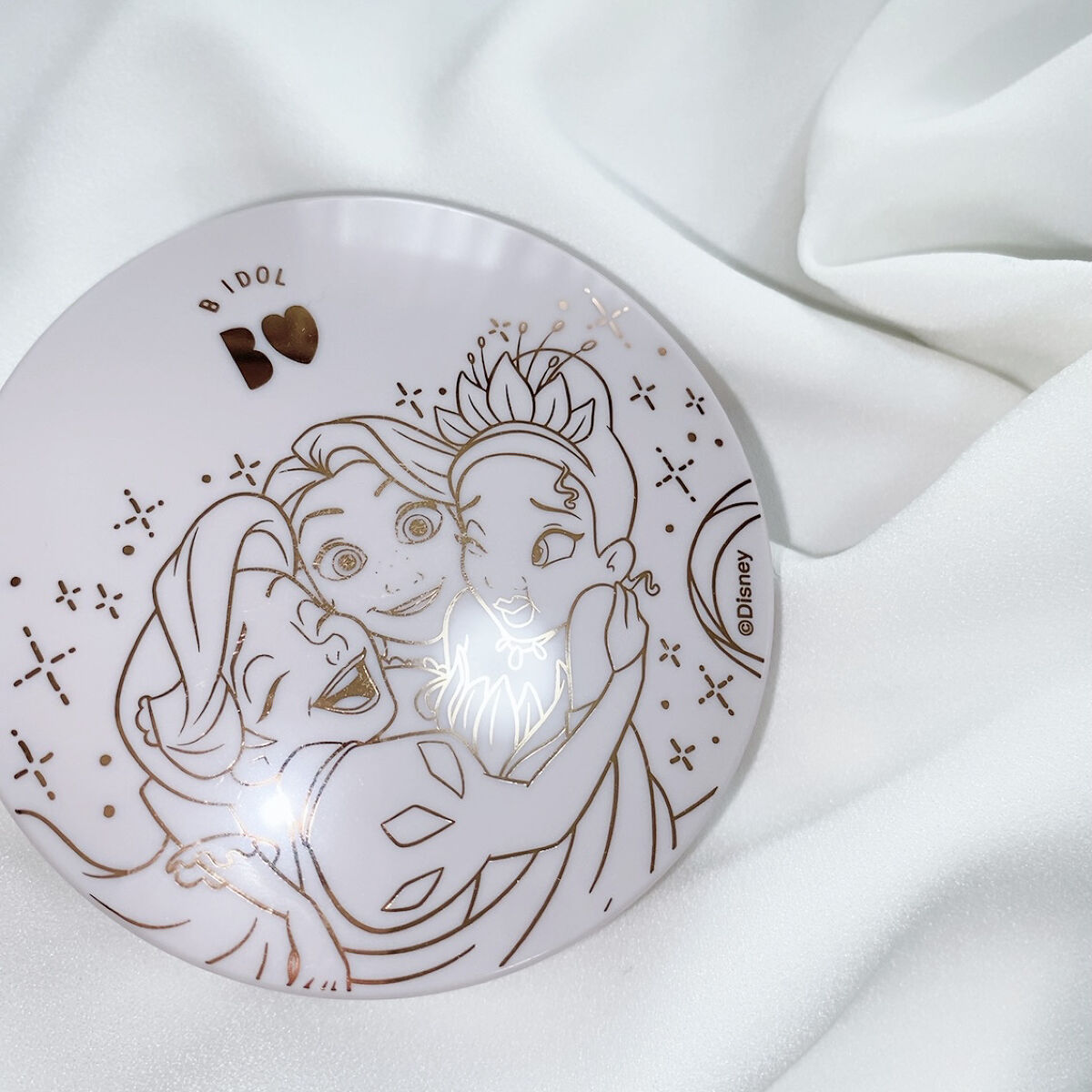 シルクアイスパウダー/b idol/ルースパウダーを使ったクチコミ（2枚目）