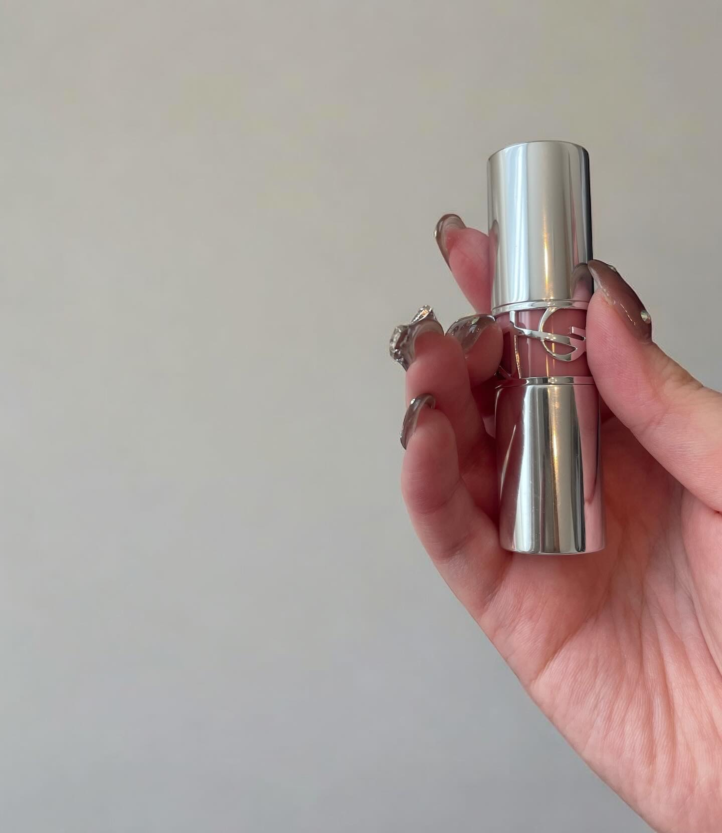 YSL ラブシャイン リップスティック 150 NUDE LINGERIE ヌード ランジェリー/YVES SAINT LAURENT BEAUTE/口紅を使ったクチコミ（2枚目）