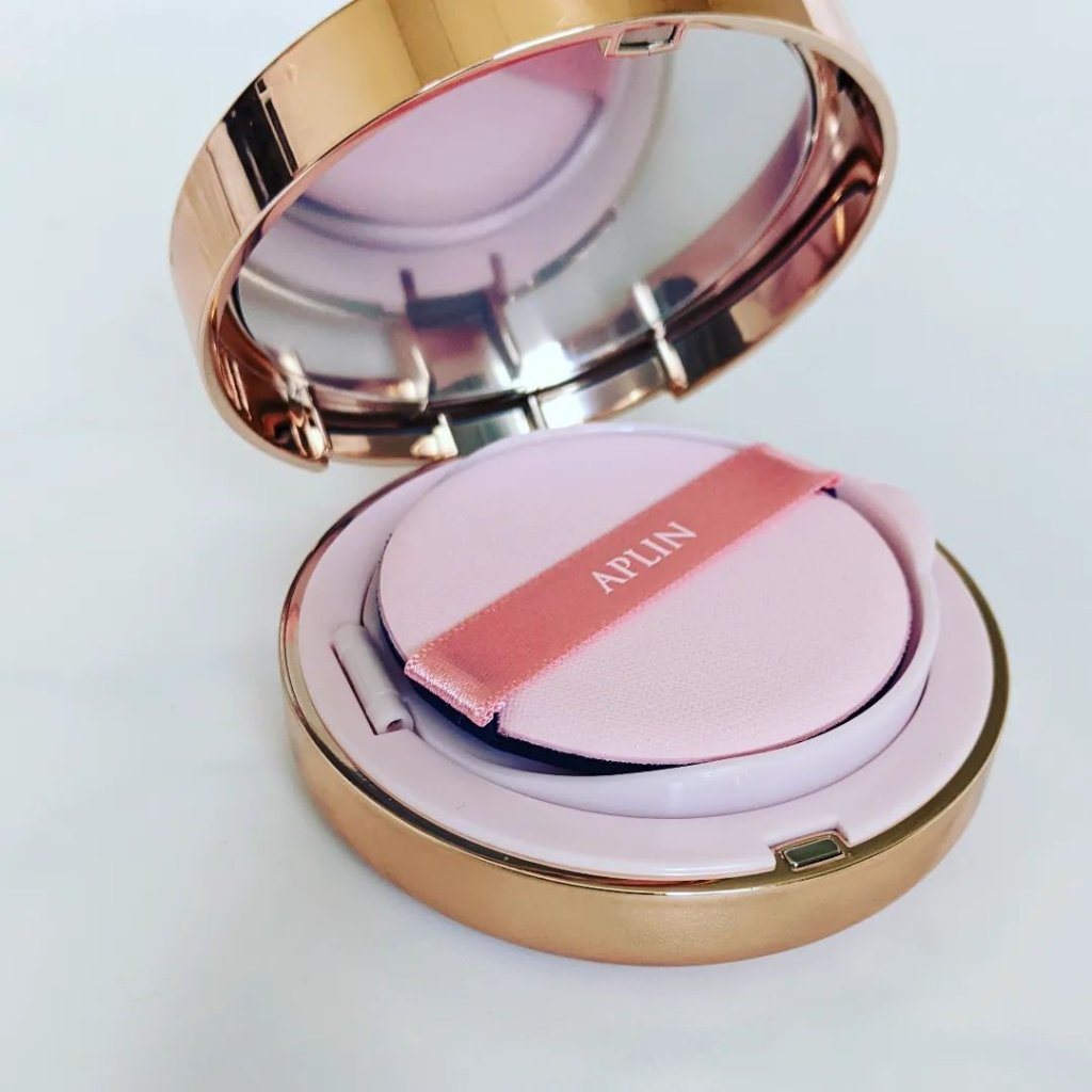 ピンクティーツリーカバーアップグロウクッション 21号 パウダリーベージュ/APLIN/クッションファンデーションを使ったクチコミ（2枚目）