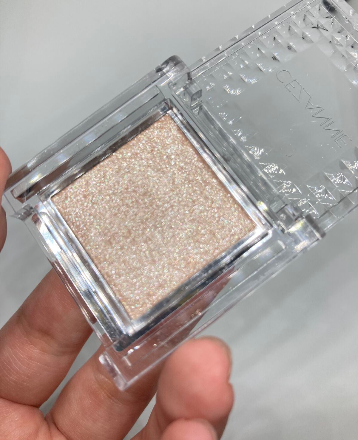 シングルカラーアイシャドウ/CEZANNE/単色アイシャドウを使ったクチコミ(2枚目)