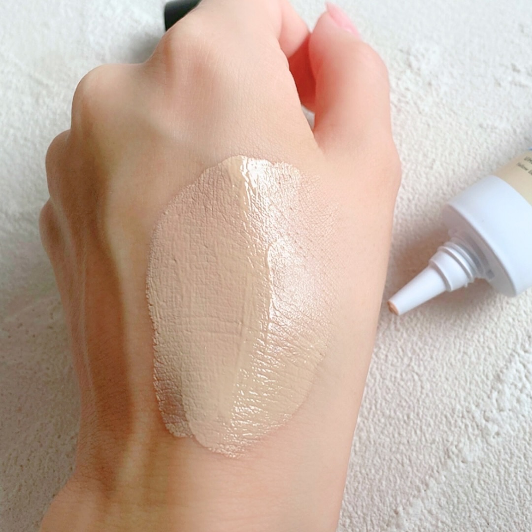 UHDファンデーション742（イエローベージュ）/COSCOS/リキッドファンデーションを使ったクチコミ（3枚目）