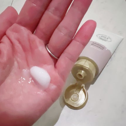 season free 365 リペア メルティングブースターのクチコミ「⁑
*・゜゚・*:.。..:*・'・*:..:*・゜゚・*
seasonfree365
メンデ.....」(2枚目)