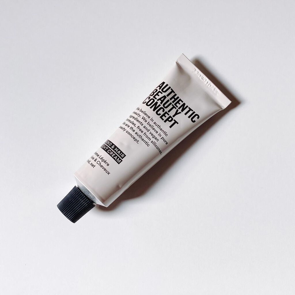 ハンド＆ヘア ライトセラム/AUTHENTIC BEAUTY CONCEPT/ハンドクリームを使ったクチコミ（2枚目）