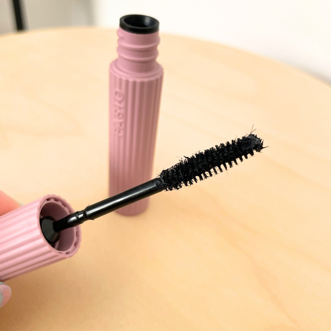 まつパ級 フィルム マスカラ (ロング&ボリューム)/FASIO/マスカラを使ったクチコミ(2枚目)